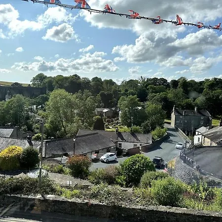 A Cosy Flat With A Dales View Ingleton (North Yorkshire)