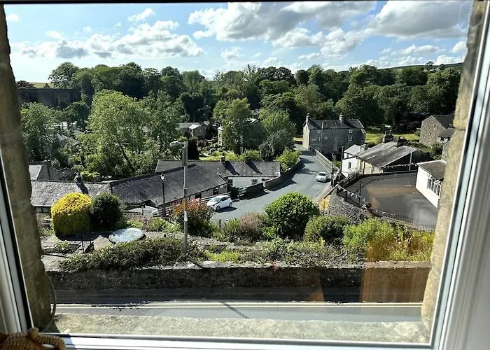 A Cosy Flat With A Dales View *